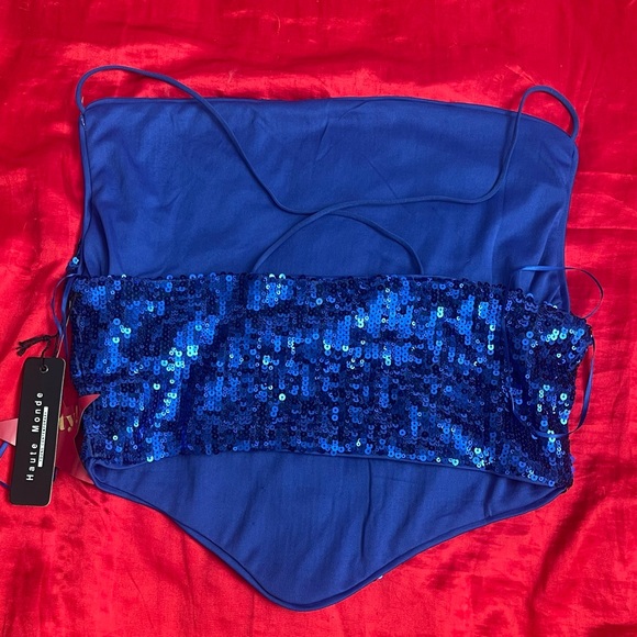 Top - Picture 2 of 2